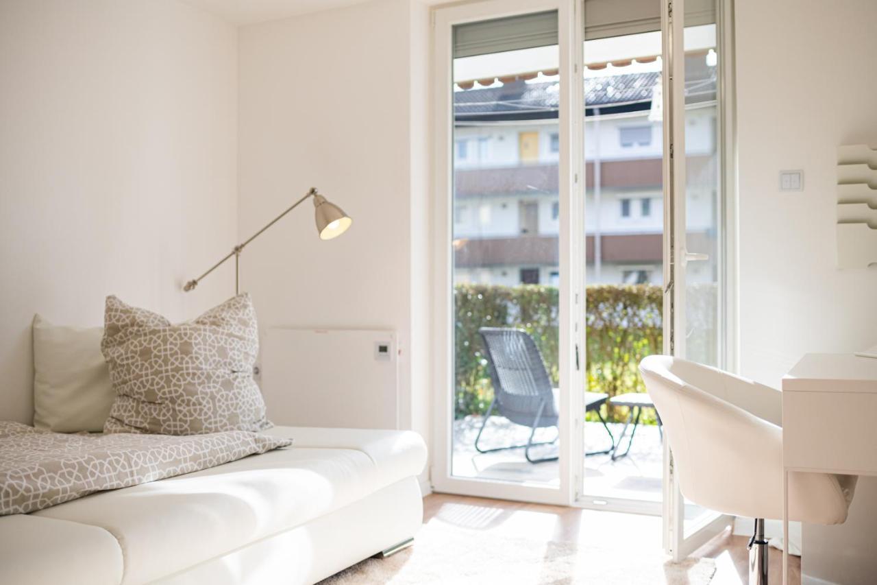 Sonnige Ferienwohnung In Neckarsulm Mit Massageliege & Wlan & Parken Exterior foto